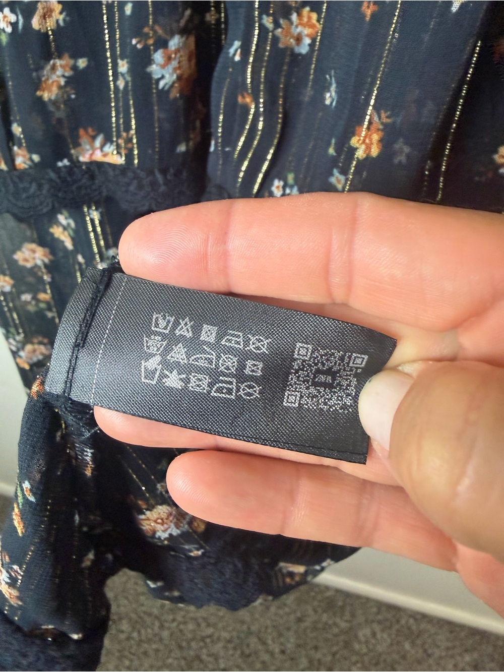 ZARA Tiered Chiffon Embroidered Floral Lace Metallic Stripe Black Dress Small - Picture 7 of 7